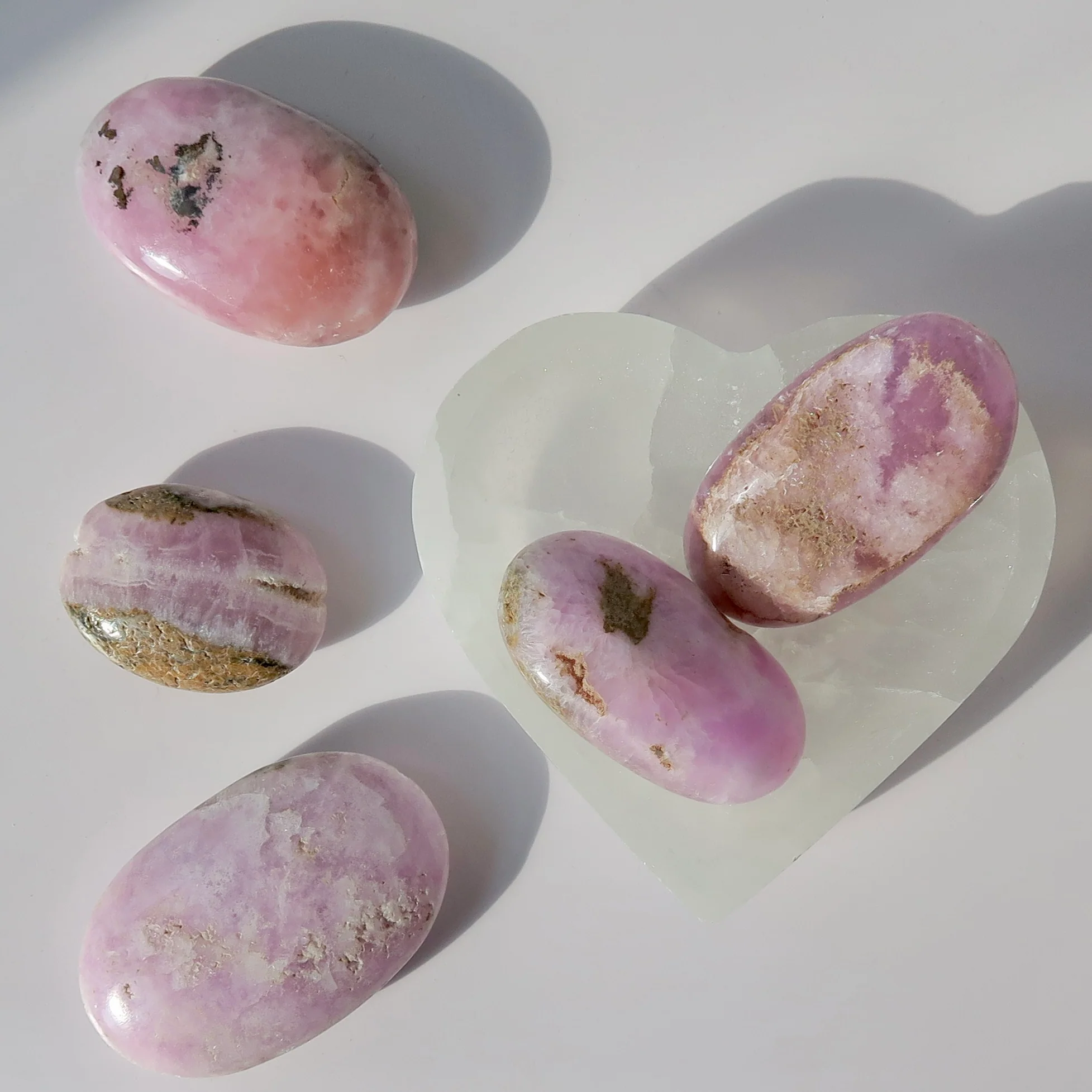 Tumbled Stones & Palmstones